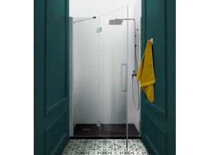 Алюминиевая и стеклянная нишевая душевая кабина с распашной дверью