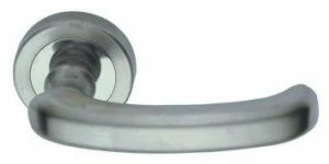 Pasini Ручка из латуни на розетке  3271