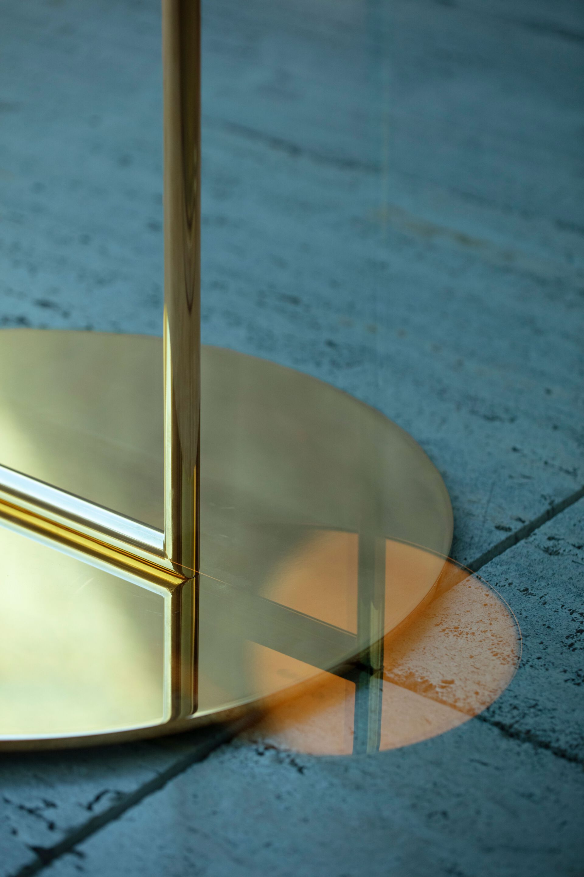 Подвесной светильник из выдувного стекла и 24-каратного золота Flos IC Lights ARCH-00005122 - Вид №5