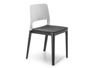 Штабелируемый стул с мягким сиденьем