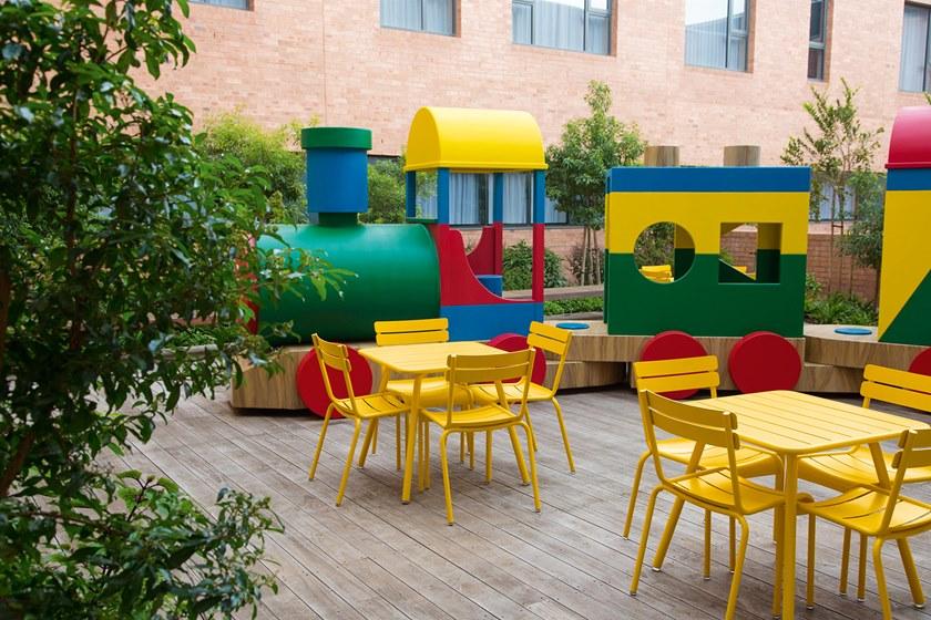 Fermob Скамья из алюминия со спинкой Luxembourg kid 4109 - Вид №1