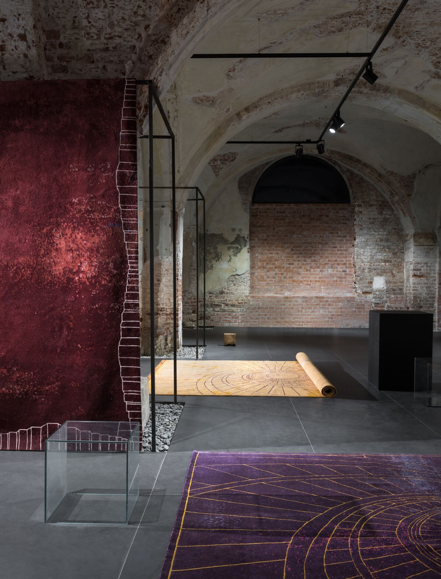 Прямоугольный ковер ручной работы Tapis Rouge La Scala ARCH-00136781 - Вид №1