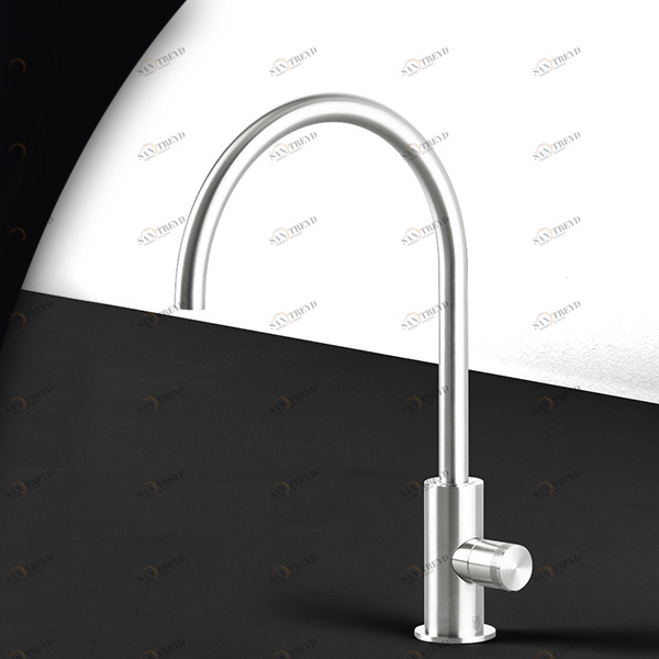 Смеситель для раковины HIRO HIR2L серебристый глянцевый Radomonte