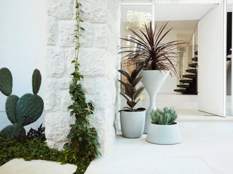 Бетонный высокий садовый горшок SWISSPEARL Softline ARCH-00043866 - Вид №2