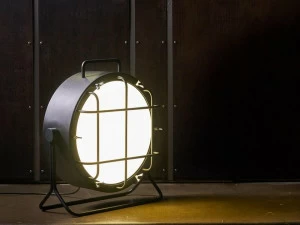 ZAVA Регулируемая настольная лампа из железа для улицы Cantiere