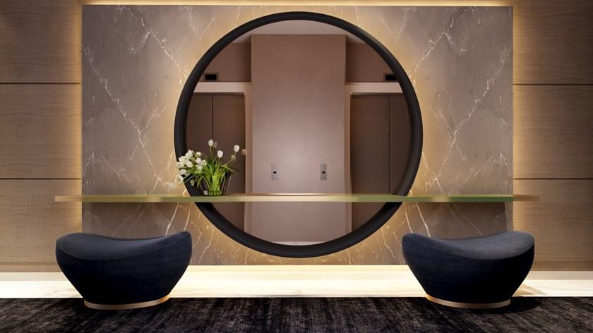 MORADA Пуф овальный кожаный, обитый  Throne ot  - Вид №1