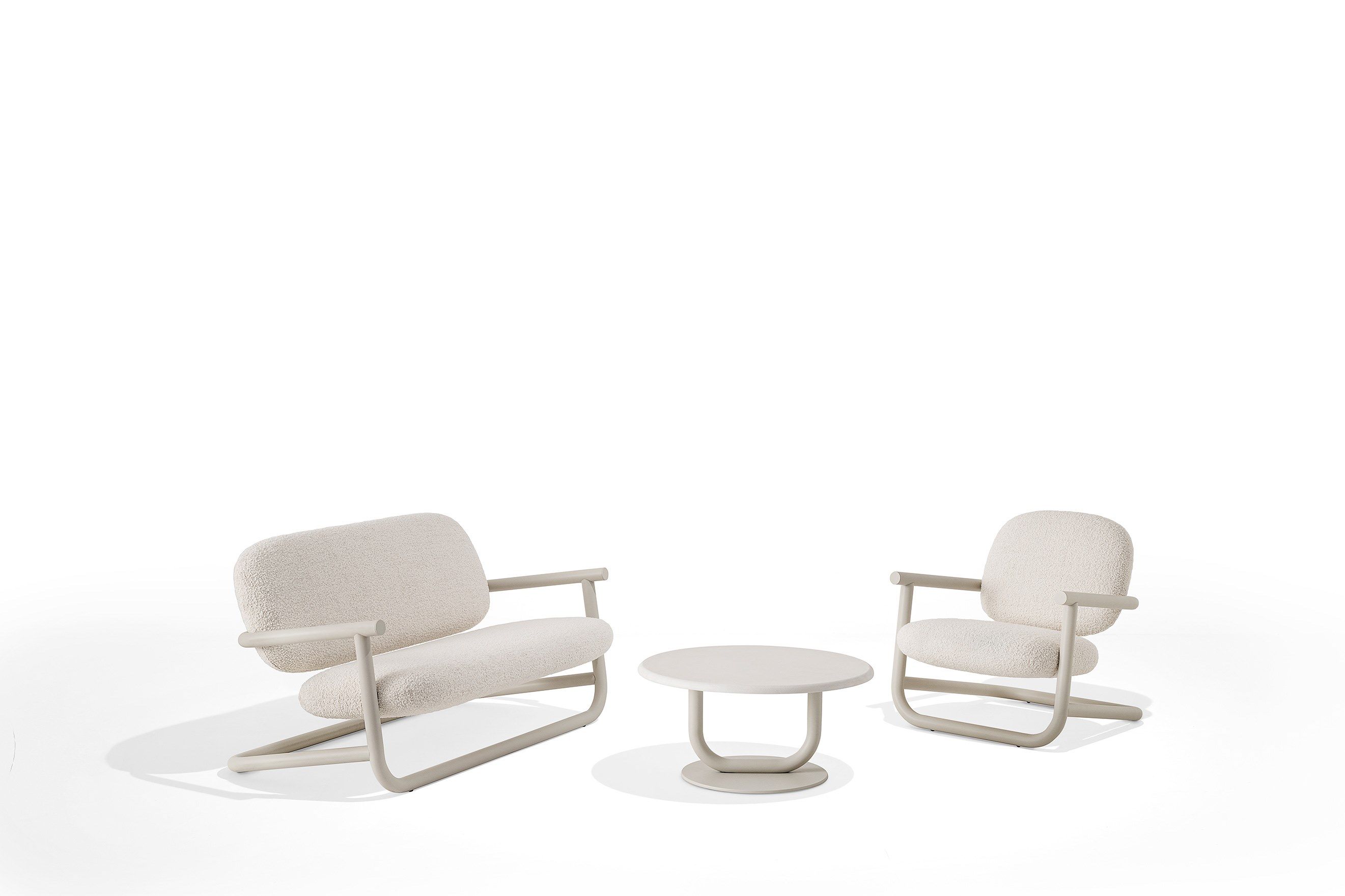 Стальной круглый журнальный столик с МДФ столешницей Desalto Strong Special ARCH-00085590 - Вид №1