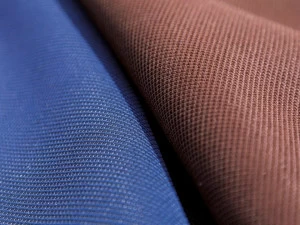 SERGE FERRARI Ткань из полиэфирной пряжи и полимерных материалов Plastitex - amaite® Tv13