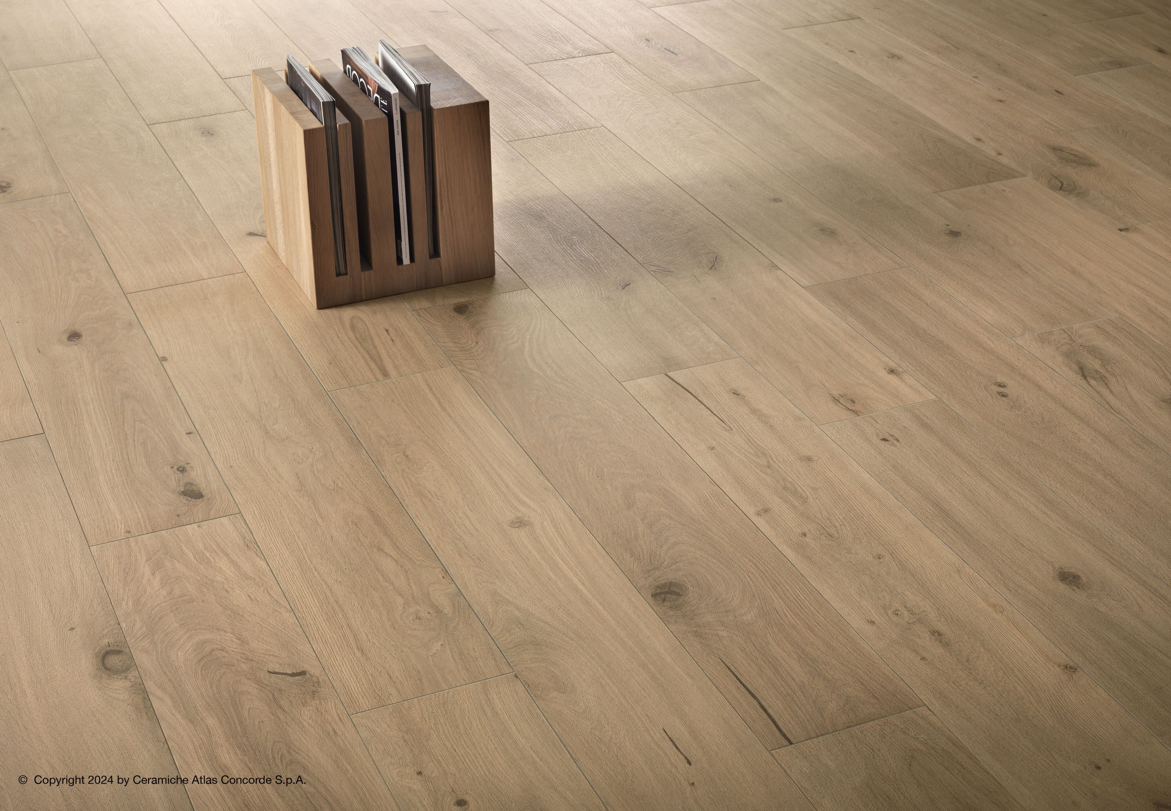 Напольное покрытие из керамогранита в помещении и на открытом воздухе с эффектом дерева Atlas Concorde журнал ARCH-00030139 - Вид №59