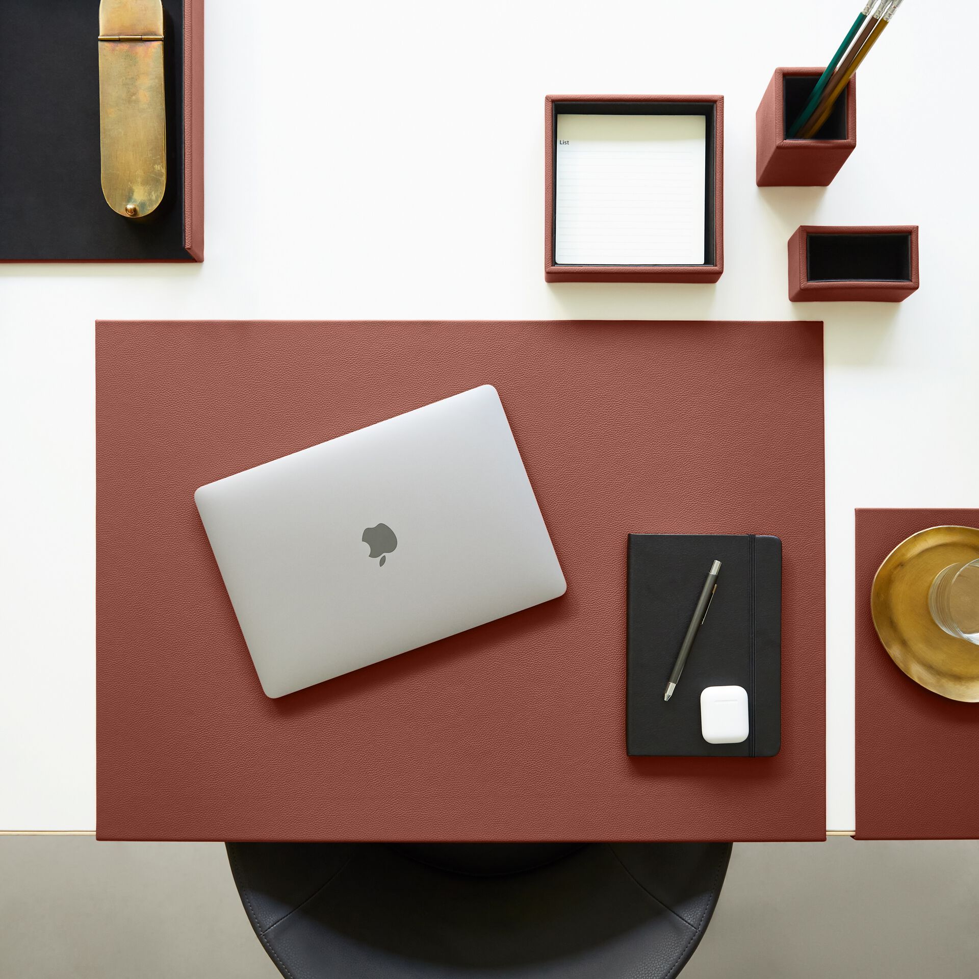 Кожаный чехол EGLOOH Adamantis ARCH-00064469 - Вид №49