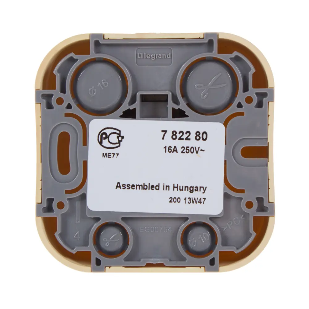 Розетка с заземлением Legrand Quteo со шторками IP20 16А 250В винтовые зажимы накладной монтаж цвет дерево 16162522 STLM-2089446 - Вид №2