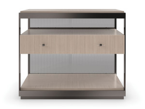 Высокий деревянный прямоугольный журнальный столик с отсеком для хранения