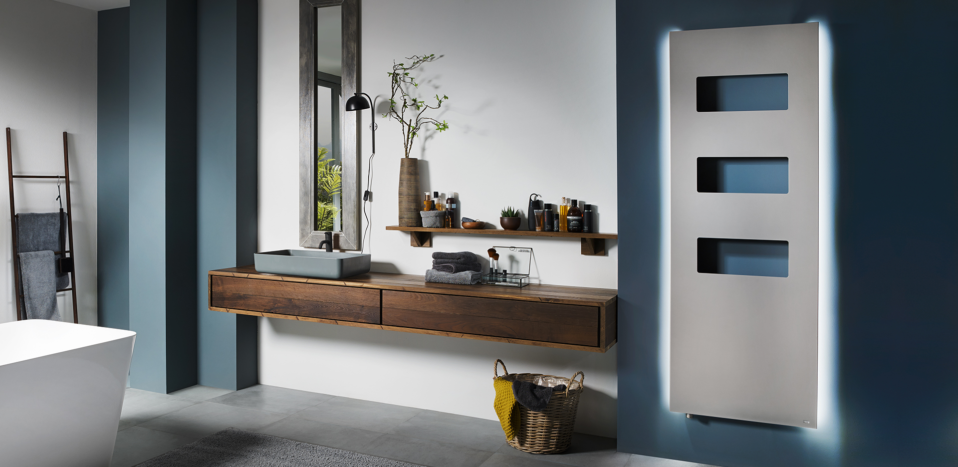 Bemm Трубный полотенцесушитель Индивидуальный;пуристический Plawa SPA Pur + LED sun-id-1224988 - Вид №1