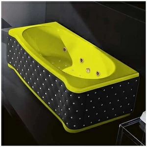 Ванна Gruppo treesse New Classic Young ATC-V674Q-SX-KCS-ZZ жёлтая с золотой фурнитурой гидромассажем аэромассажем и дезинфекцией прямоугольная левая чёрная кожа кристаллы сваровски