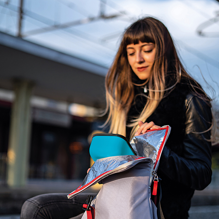 171100165 Ланч-бокc on the go, 900 мл, желтый-синий Guzzini  - Вид №1