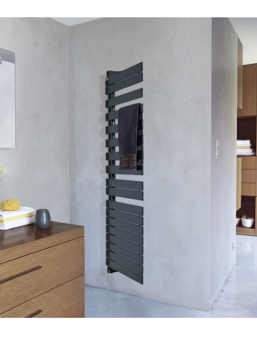 Водяной радиатор FLT081-055 Fassane Spa Twist Gauche Acova 902  - Вид №1