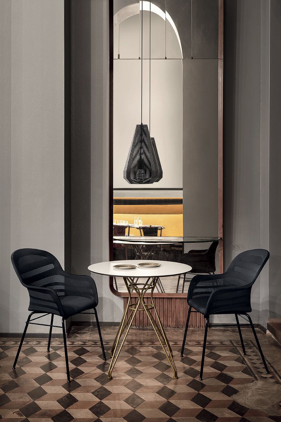 Эластичный тканевый стул с подлокотниками Bontempi Casa SURI ARCH-00026142 - Вид №1