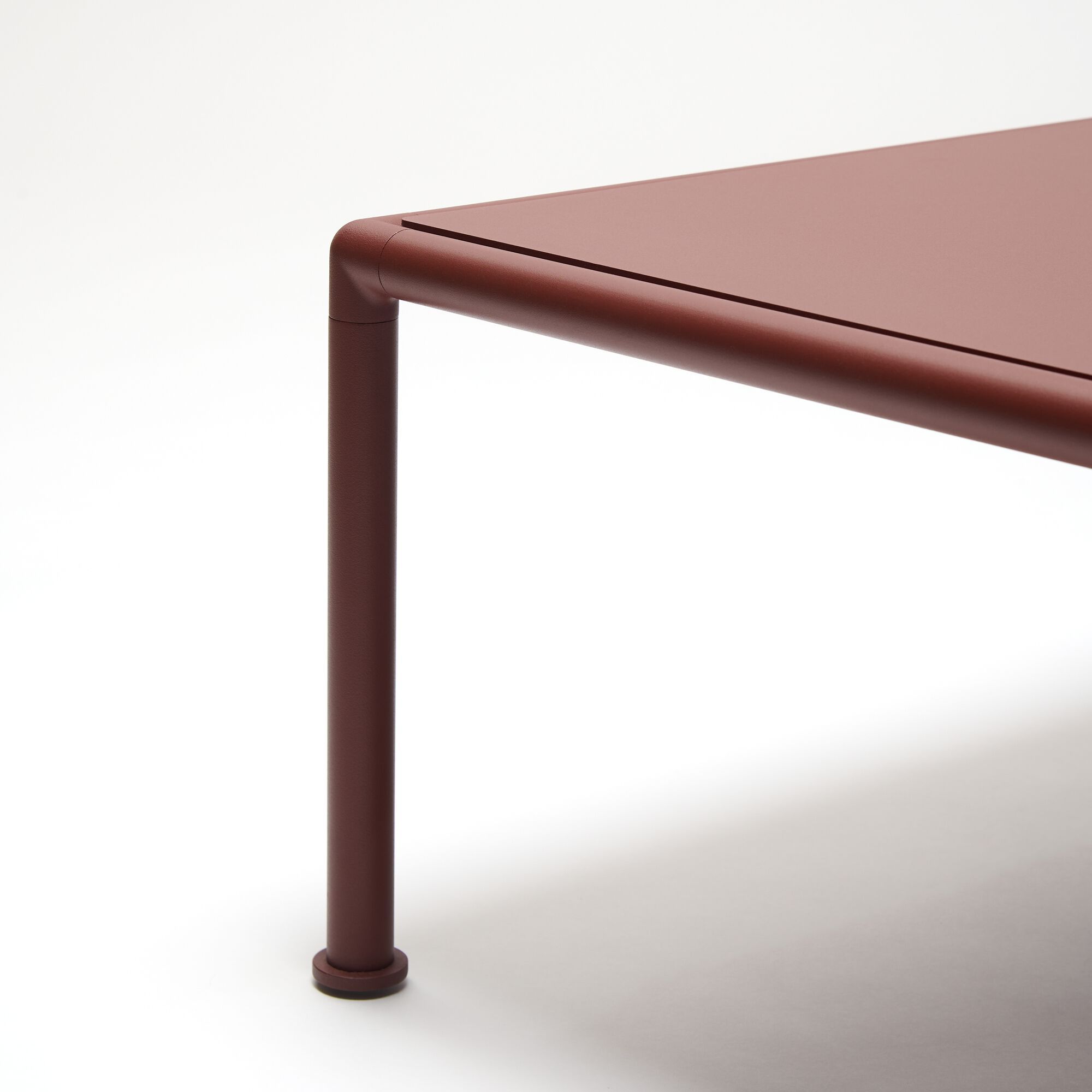 Алюминиевый квадратный низкий садовый столик с порошковым покрытием FAST Roè ARCH-00116707 - Вид №1