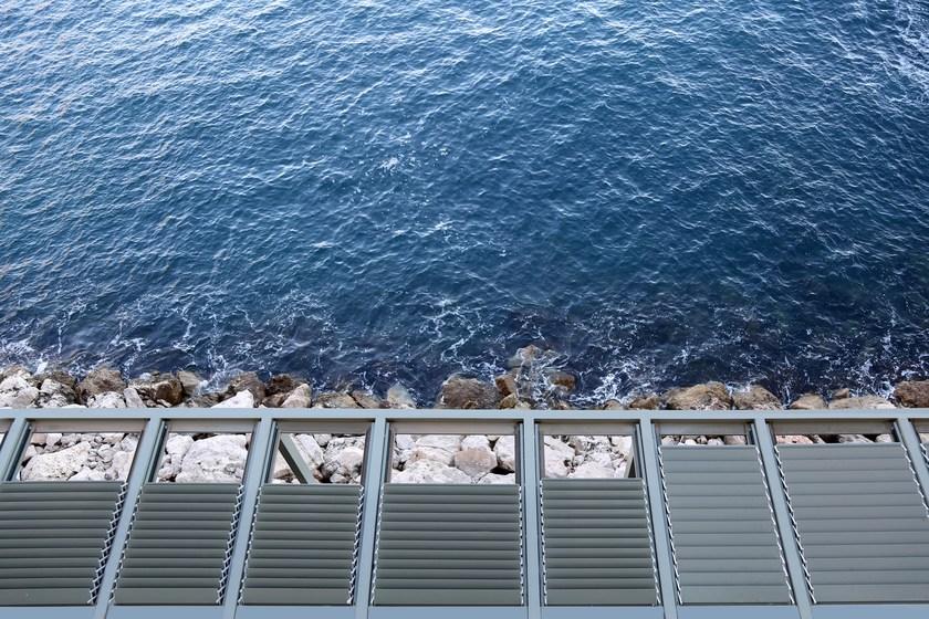 STUDIO 66 Настенная пергола из алюминия с собираемыми планками sun-id-1460207 - Вид №2