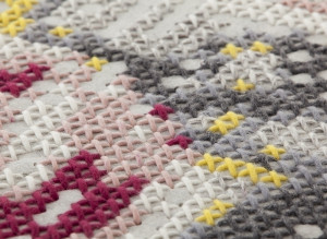 070758 Коврик прикроватный Flowers. Natural 80x145 см GAN Canevas