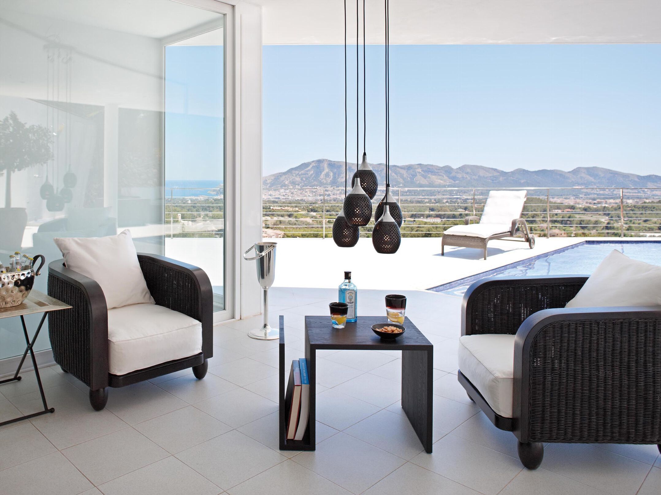 Кресло из ротанга с подлокотниками LAMBERT LOBBY ARCH-00110494 - Вид №1