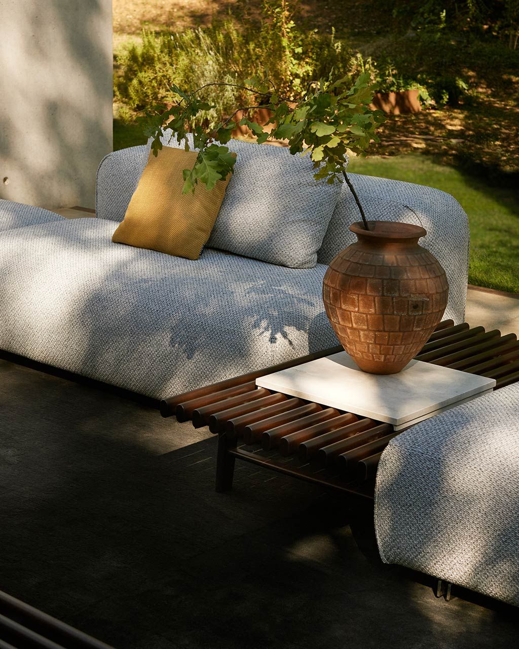 Низкий садовый столик из красного дерева Exteta Эльба ARCH-00085814 - Вид №8