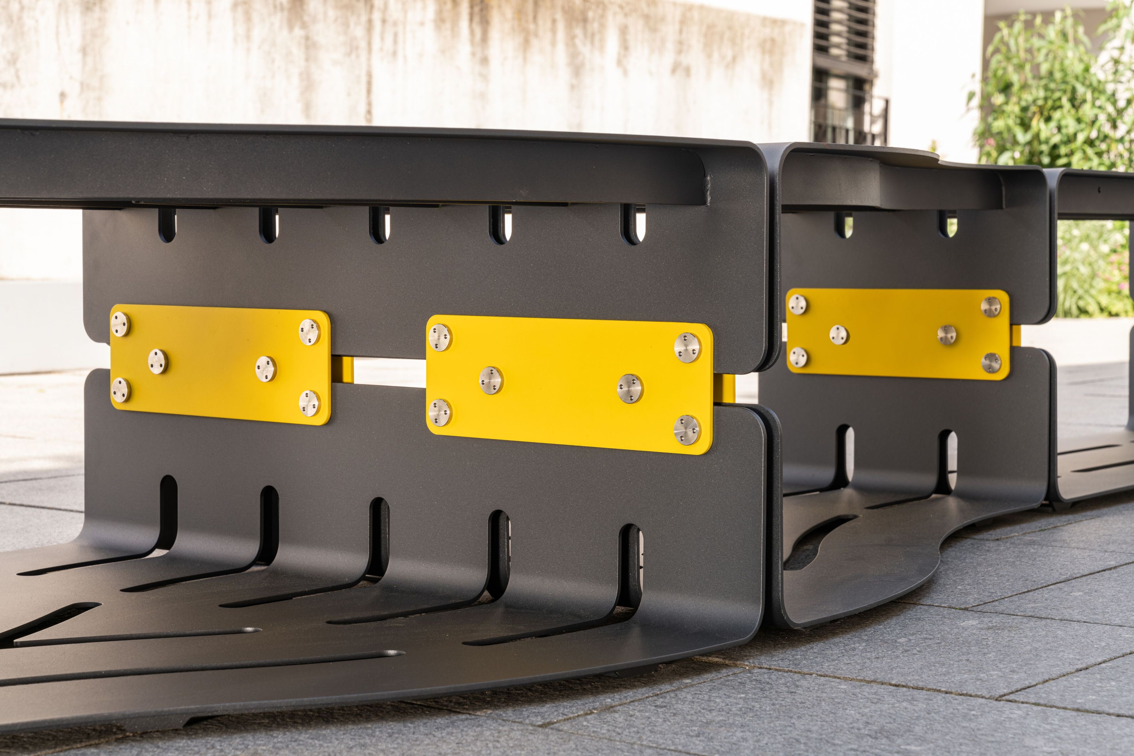 Модульная изогнутая скамья из нержавеющей стали BENKERT BANKE LINESCA ARCH-00096988 - Вид №1