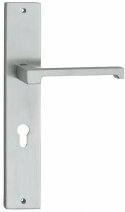 LINEA CALI' Ручка из хромированной латуни на пластине Open