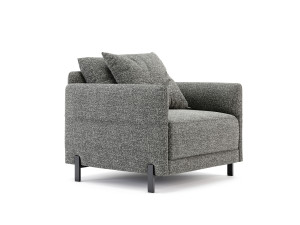 Кресло с подлокотниками