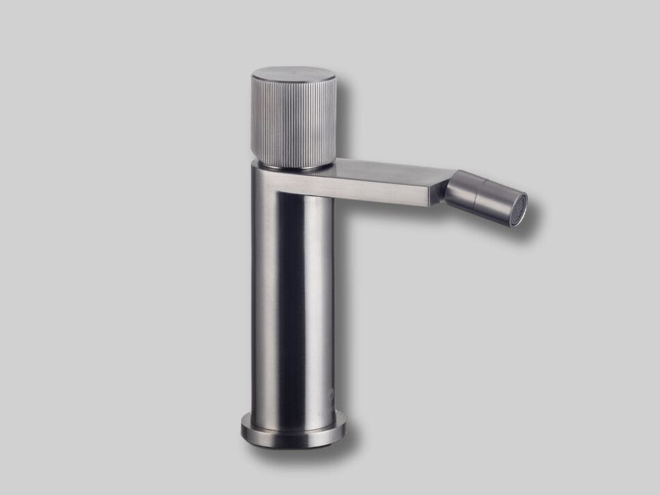 Однорычажный смеситель для биде из нержавеющей стали Cropelli Alyssia ARCH-00041266