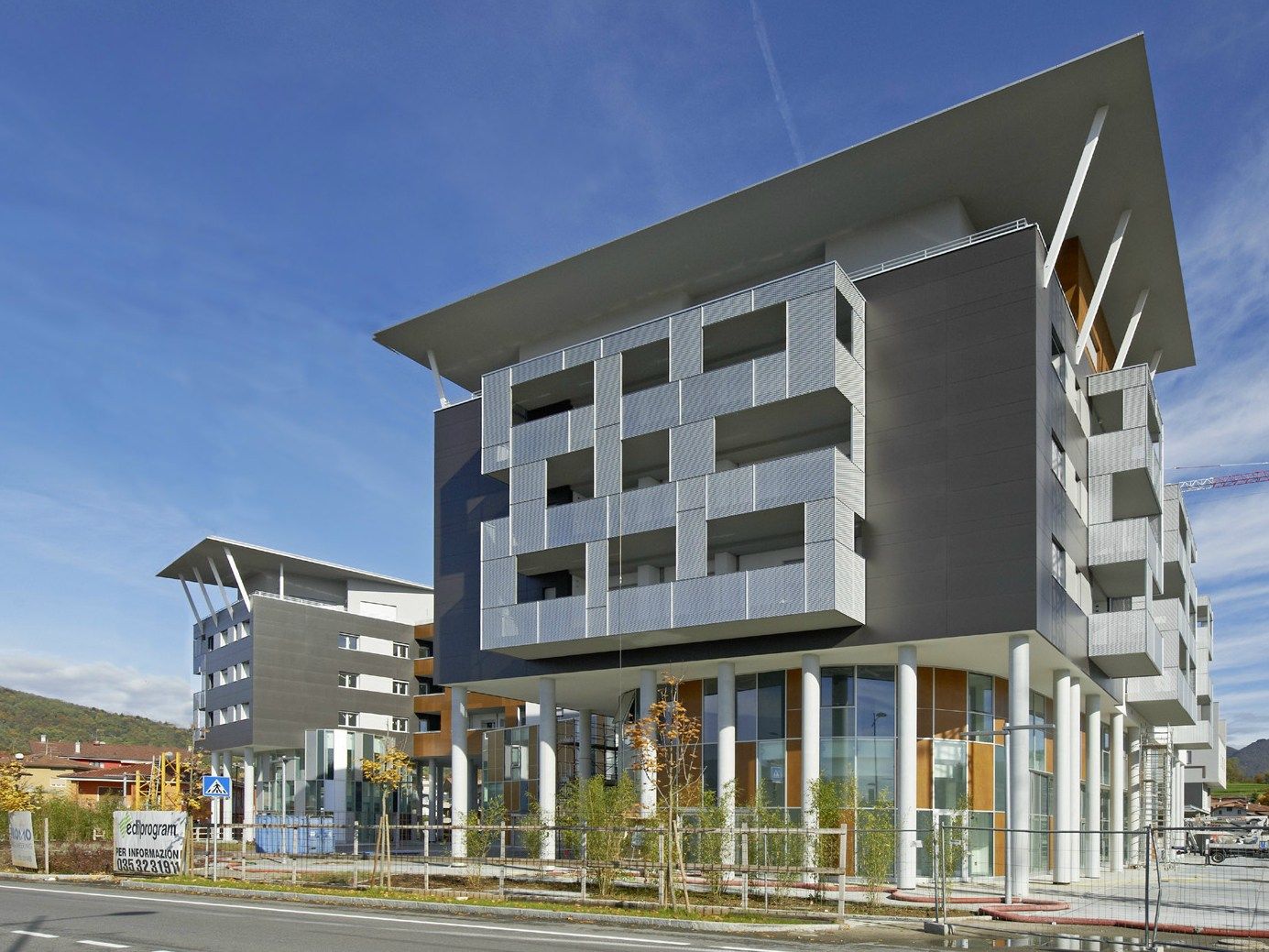 Вентилируемый фасад SWISSPEARL Swisspearl® ARCH-00108950 - Вид №86