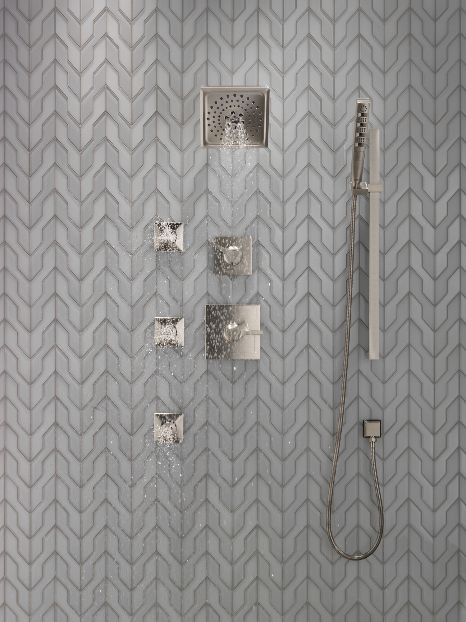 HydraChoice® Body Spray - H2Okinetic® Успокаивающая насадка-спрей Delta Faucet SH5003-SS - Вид №40