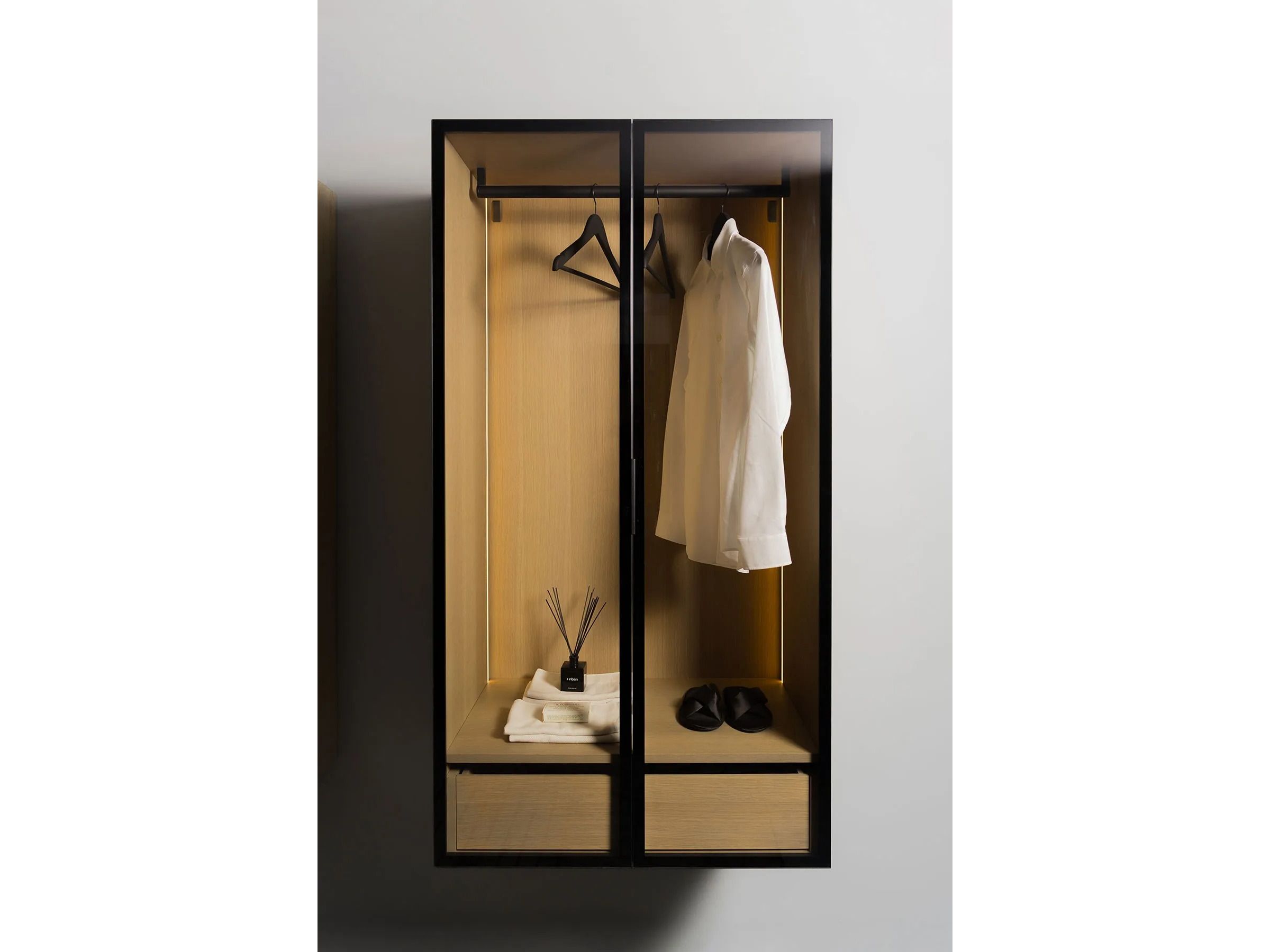 Деревянный шкаф для ванной комнаты со стеклянными дверцами Inbani слой ARCH-00041215 - Вид №8