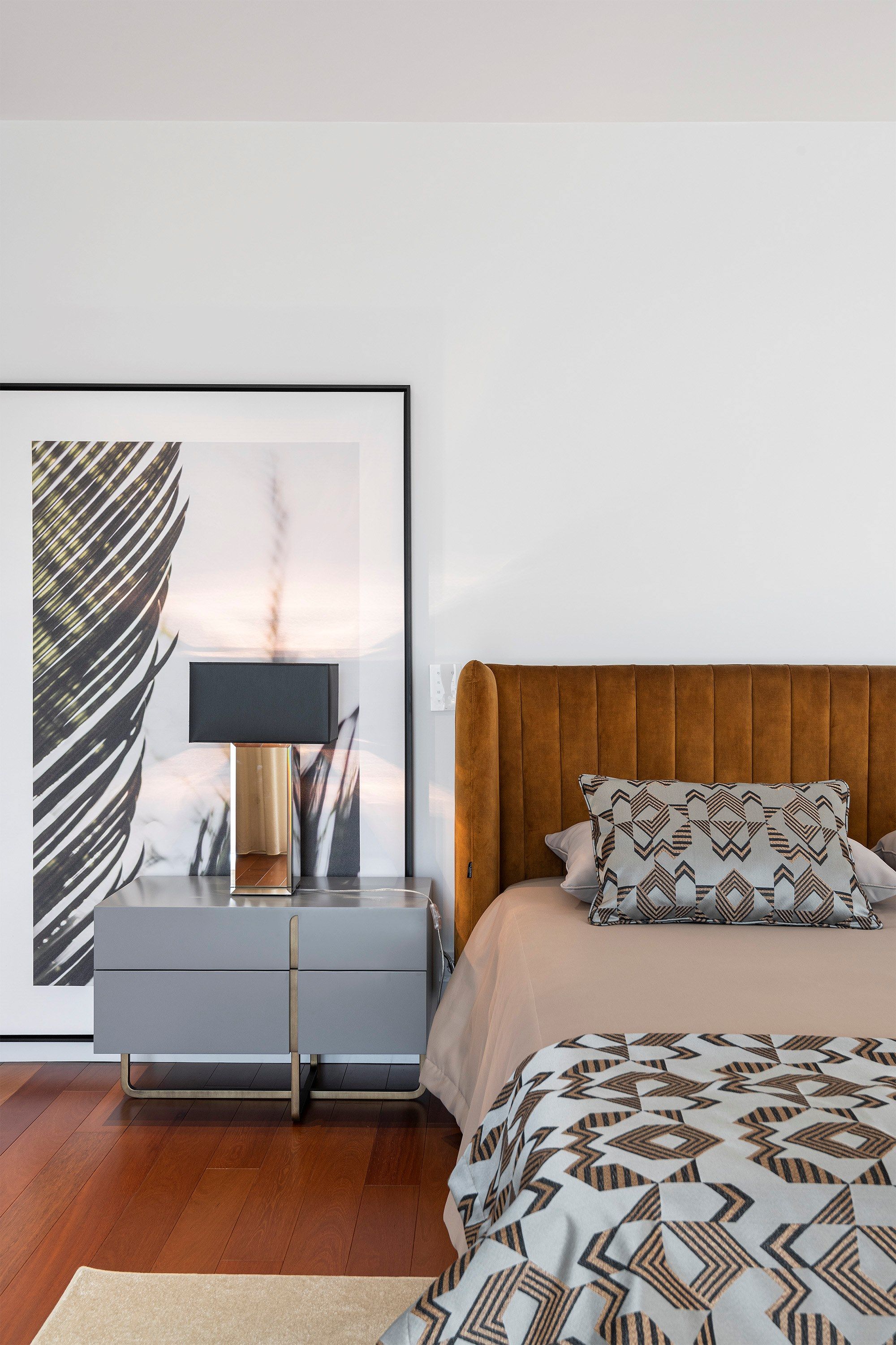 Прямоугольная прикроватная тумбочка из нержавеющей стали и дерева с ящиками Stylish Club His &amp ARCH-00056255 - Вид №9