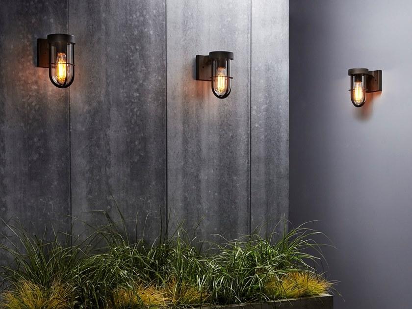 Astro Lighting Бра для улицы с прямым светом из сатинированного стекла Cabin 7849 - Вид №3