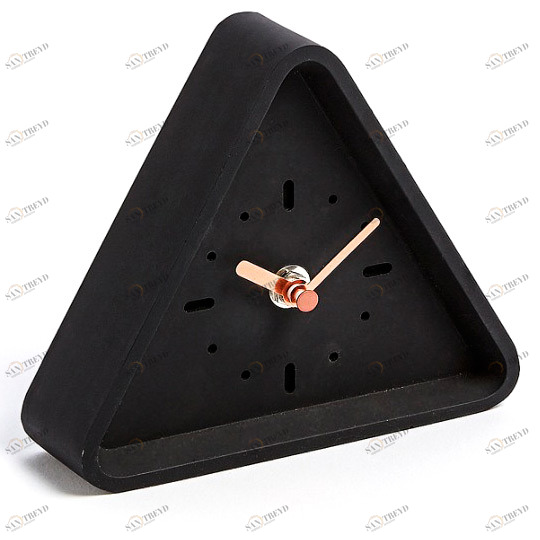 Часы настольные треугольные черные Mercy от La Forma LA FORMA MERCY 344338 Черный 