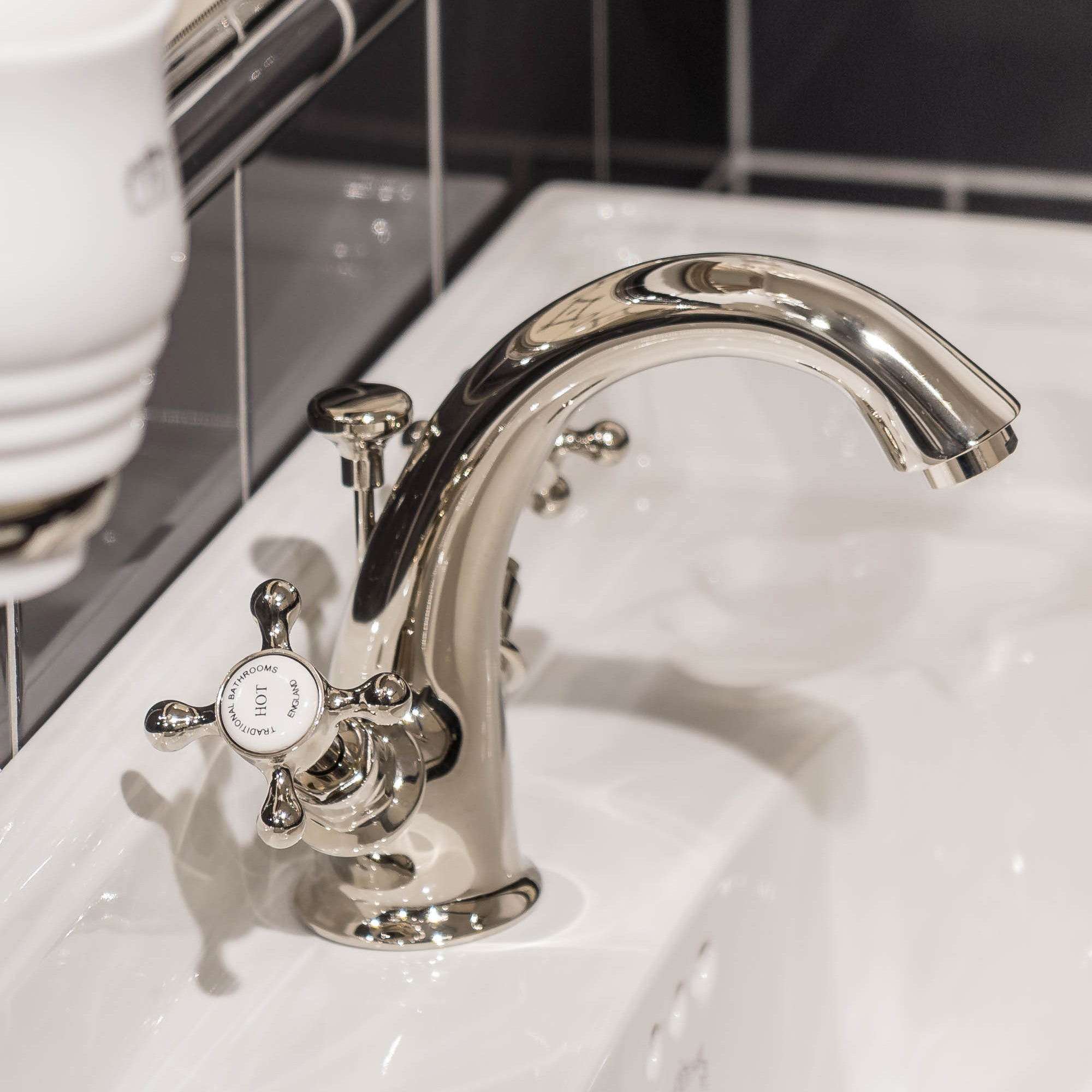 Traditional bathrooms ЛОНДОН однорычажный смеситель для умывальника HIGH Tb404.614.ag LONDON - Вид №4