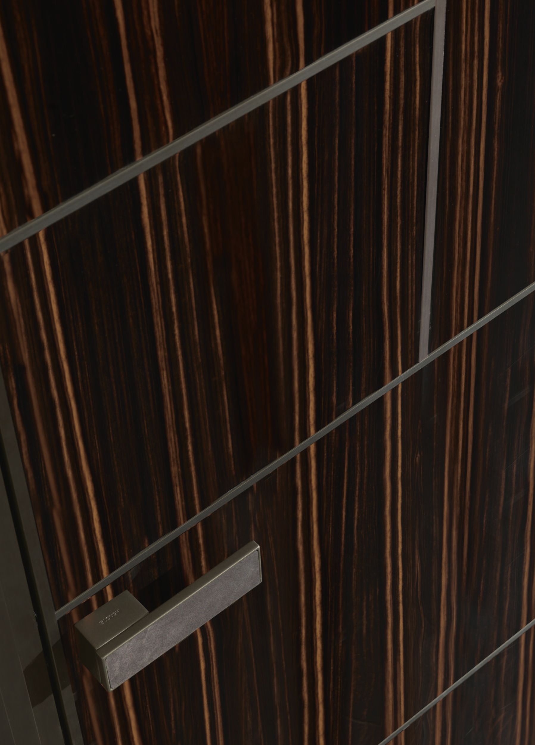 Деревянные распашные двери Longhi Aluminiun Chic-Doors ARCH-00125386 - Вид №1