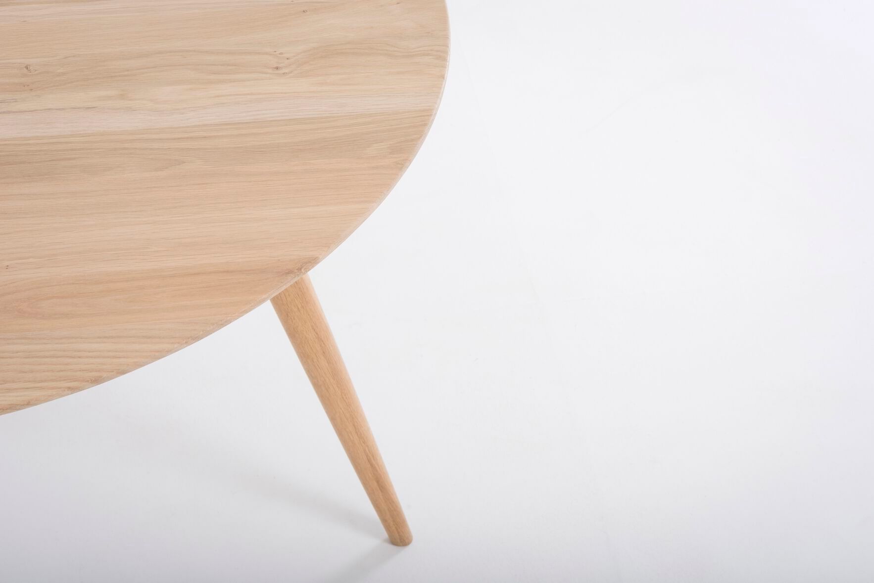 Круглый дубовый стол Gazzda Stafa ARCH-00041637 - Вид №1