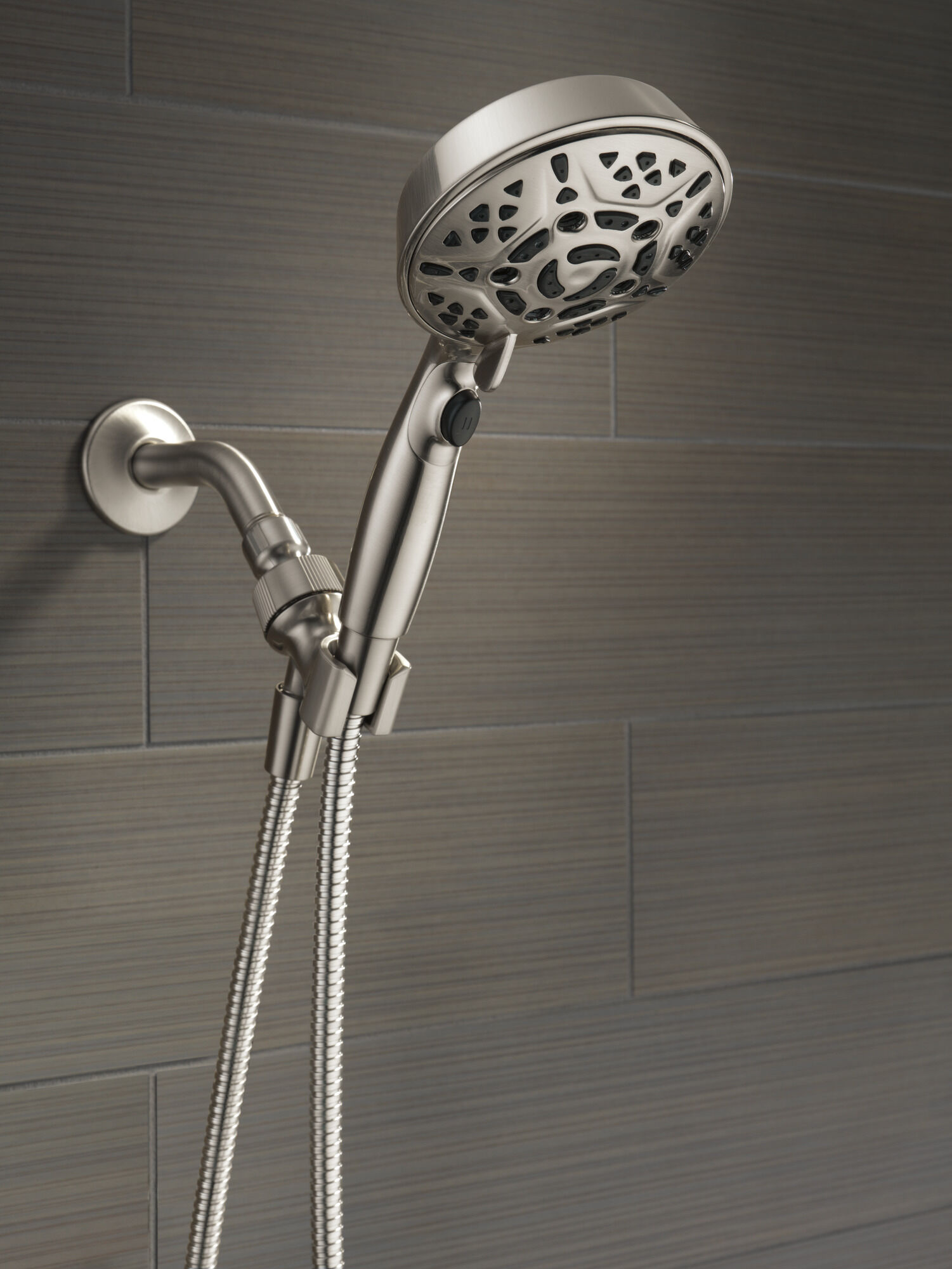 75716SN H2Okinetic Ручной душ с 7 настройками Delta Faucet Universal Showering Сатин никель  - Вид №10