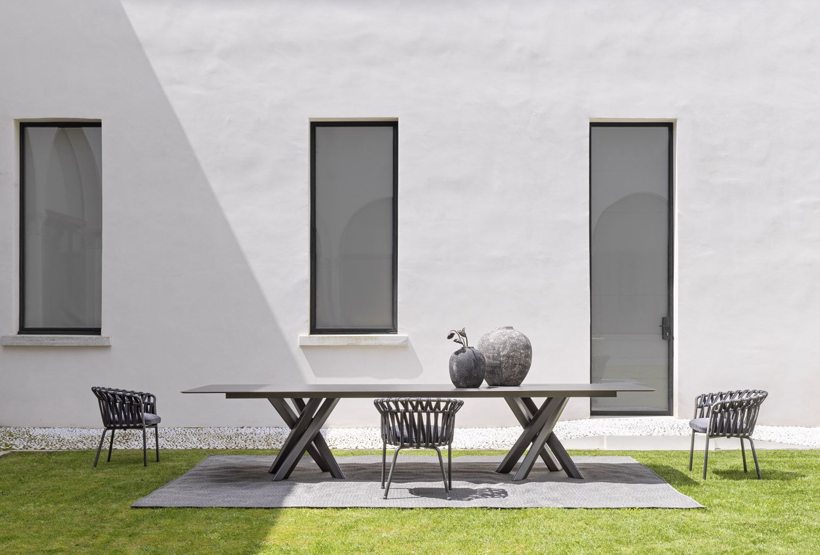 Алюминиевый стул с порошковым покрытием с подлокотниками Varaschin Emma Cross ARCH-00084415 - Вид №1