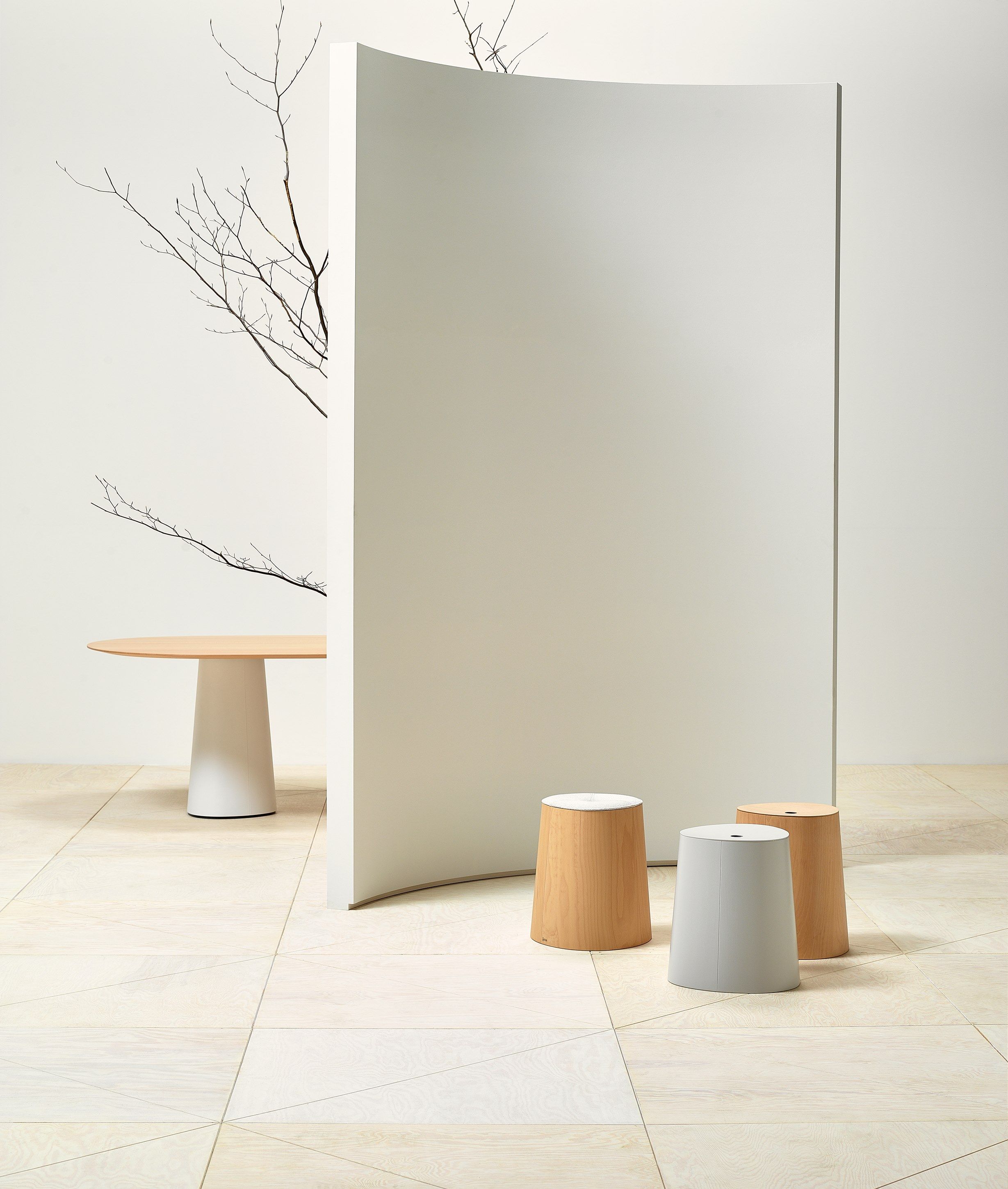 Деревянный штабелируемый стул TON P. O. V ARCH-00103921 - Вид №24