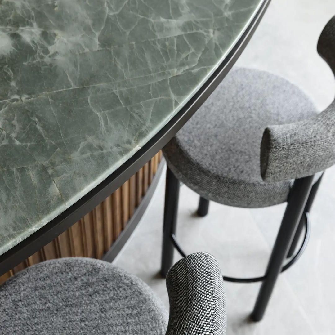 Высокий деревянный стул с тканевой подкладкой Tom Dixon Fat ARCH-00130395 - Вид №16