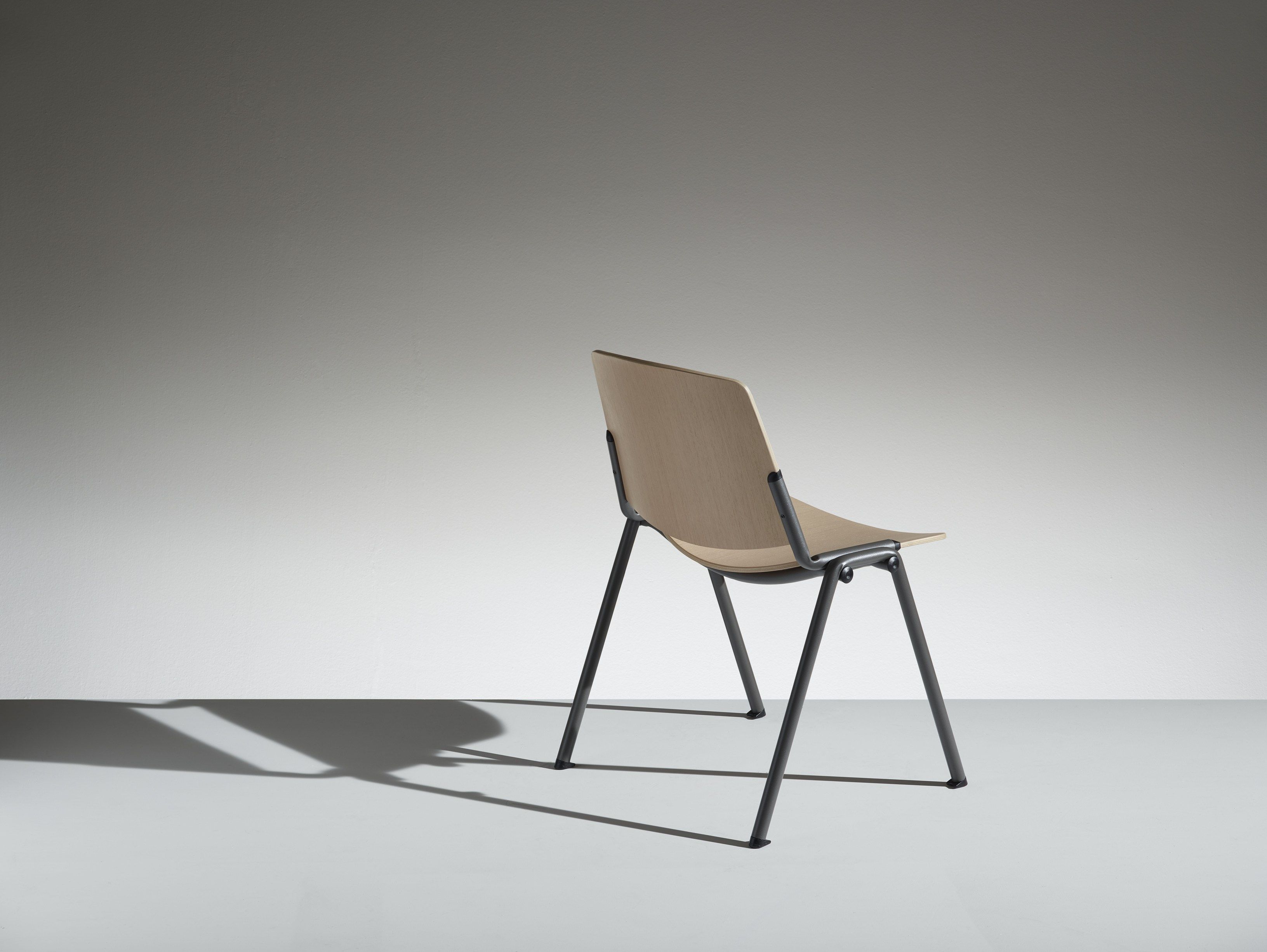 Деревянный штабелируемый стул LAMM New Modulamm ARCH-00065670