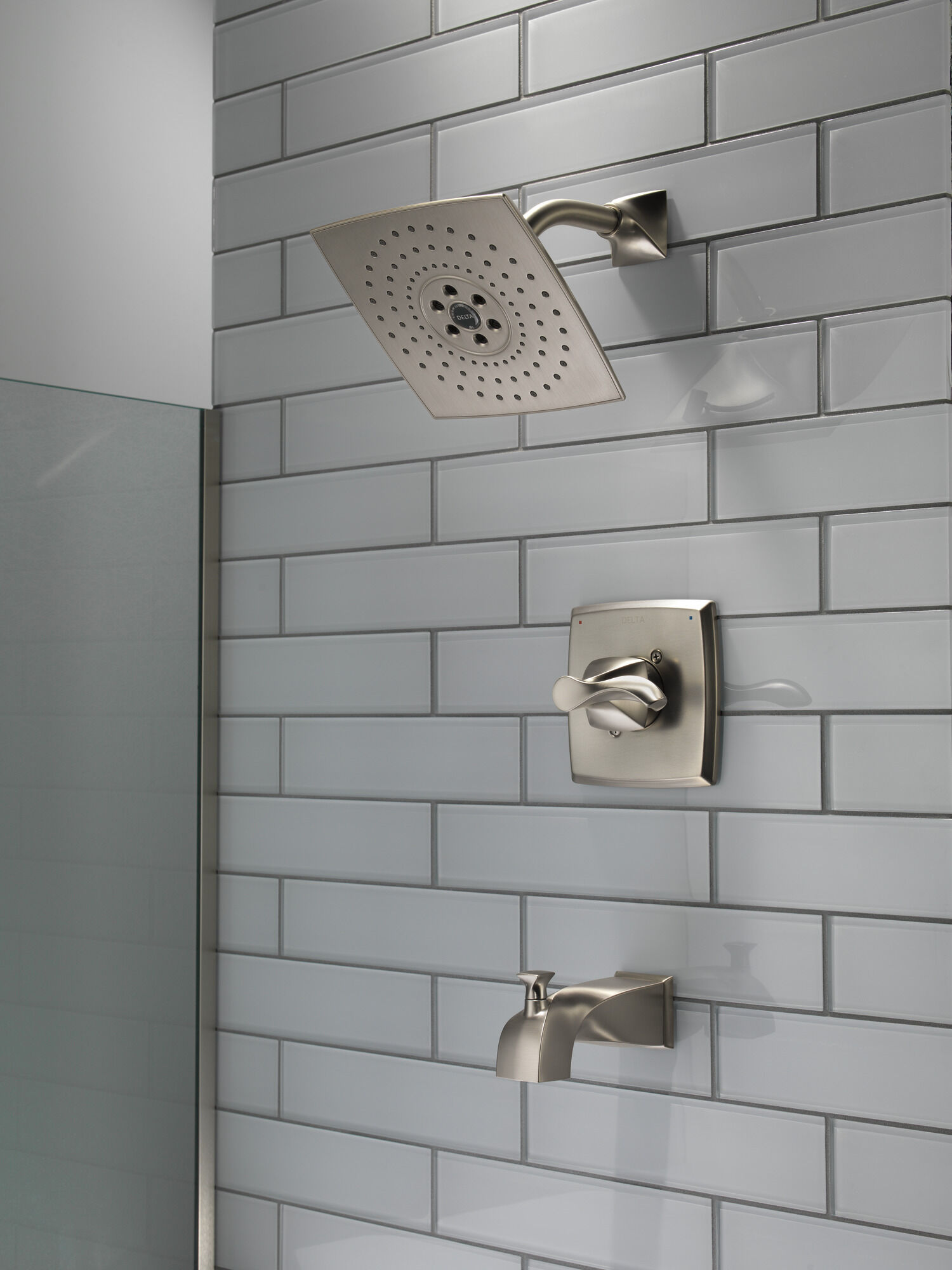 144741-SP Для ванны и душа Monitor® серии 14 Delta Faucet Everly Матовый никель Spotshield  - Вид №11