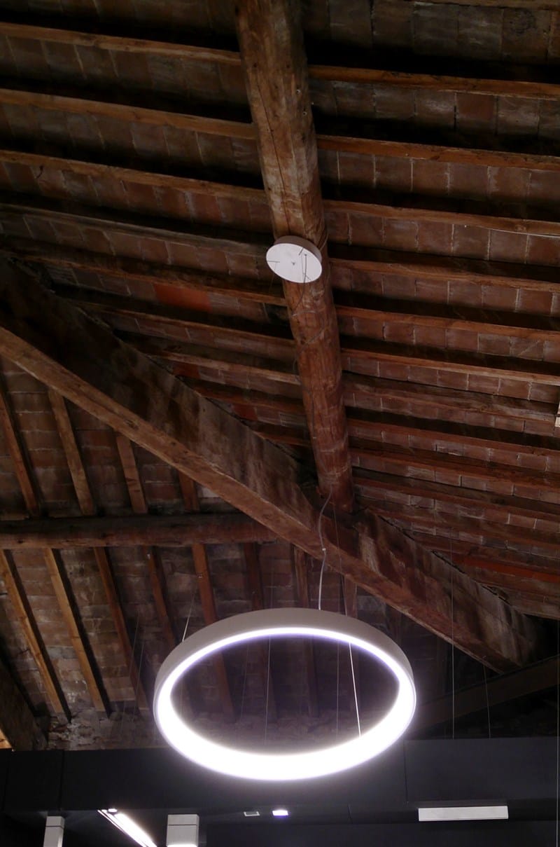 Алюминиевый подвесной светильник Martinelli Luce Lunaop ARCH-00090200 - Вид №6