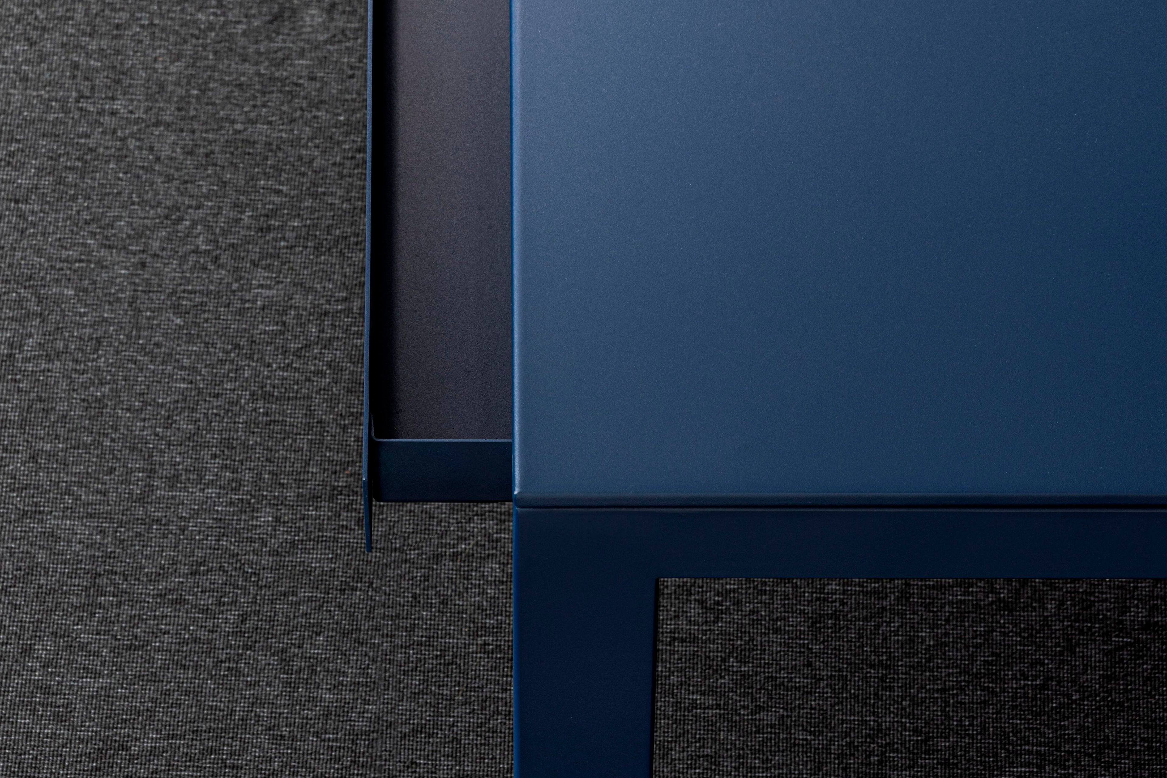 Многострочный металлический стол с системой кабельной втулки Mara фольга ARCH-00126422 - Вид №5