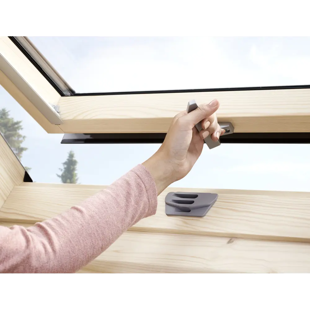 Окно мансардное с нижней ручкой Велюкс 66x118 см Velux STLM-2037985 - Вид №5