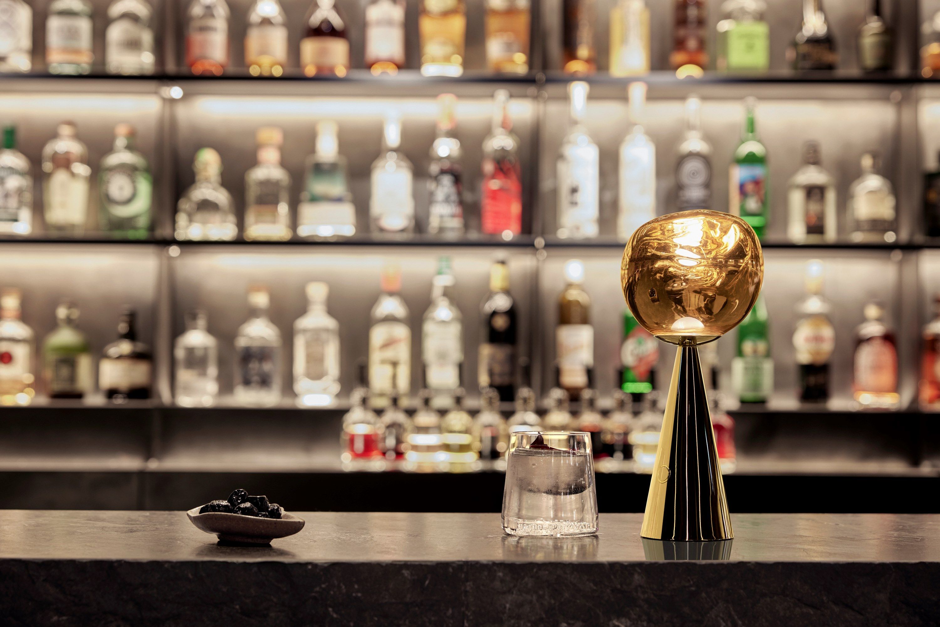 Светодиодная настольная лампа с батарейным питанием Tom Dixon Melt ARCH-00056851 - Вид №57