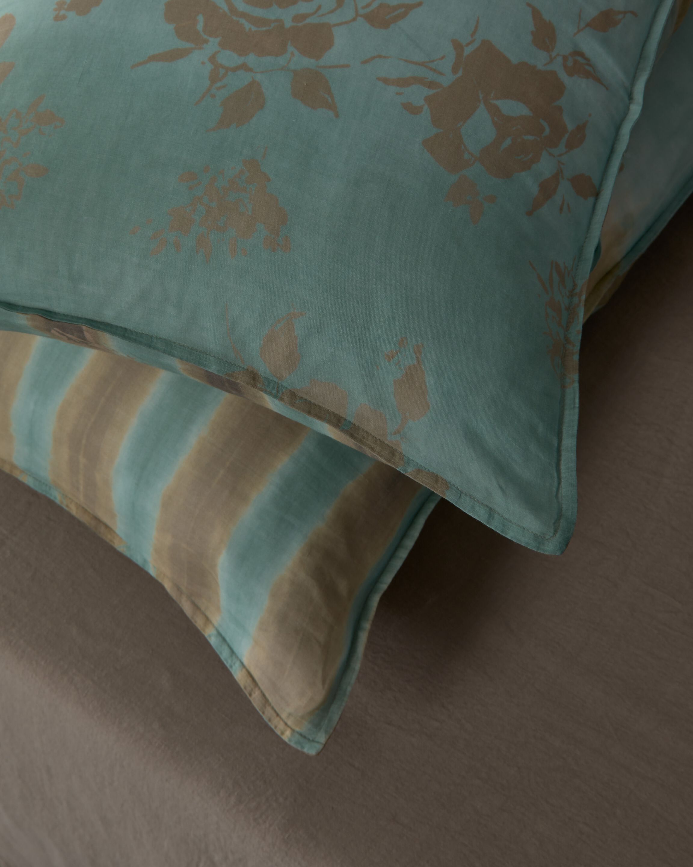 Наволочка с цветочным рисунком Society Limonta NAP DAMA ARCH-00064421 - Вид №1